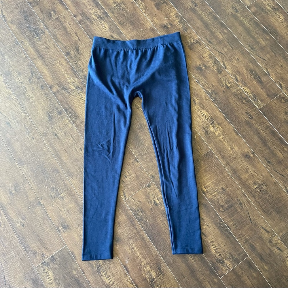 NAVY FLEECE LINED LEGGINGS. Sz M/L